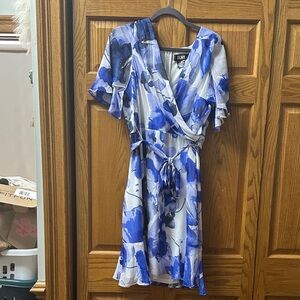 DKNY Blue and White FloralMidi Dress